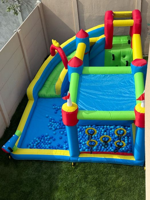 Tobogan castel gonflabil