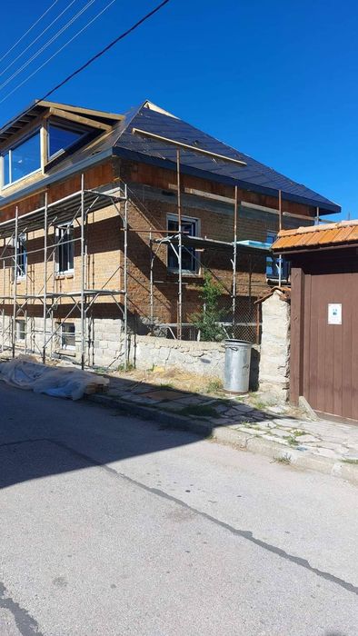 Ремонт на покриви в цялата страна Остъпки за пенсионери до 20 процента