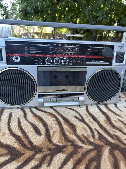 Radiocasetofon TOSHIBA  RT-90S