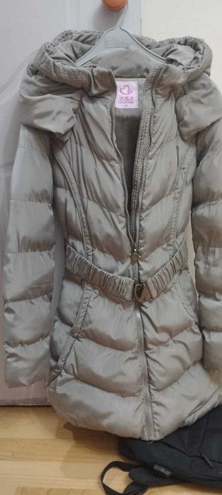 Пуховик на девочку