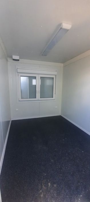 Контейнери/ фургони под наем