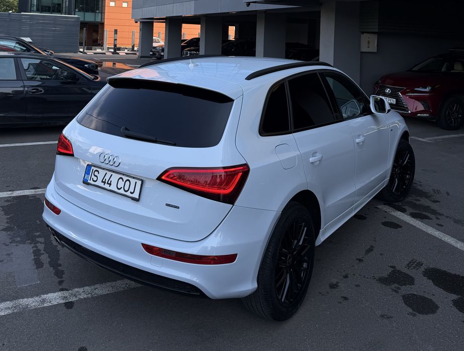 Audi Q5 2.0 TDI / S tronic / 3x S-line / Quattro/ 190 CP / Euro 6 / Shadow Line