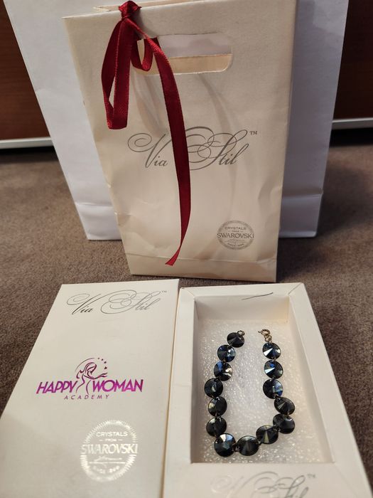 Гривна с камъни Swarovski