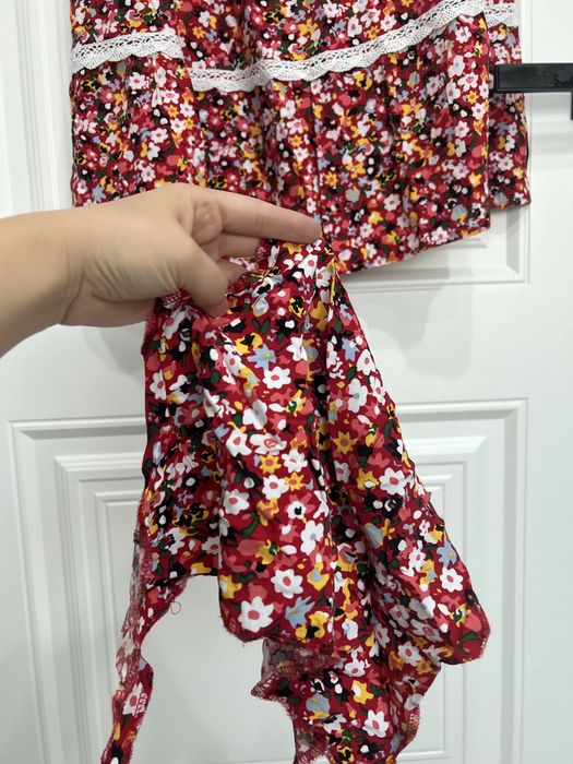 Продается 4 разных одежд для женщин