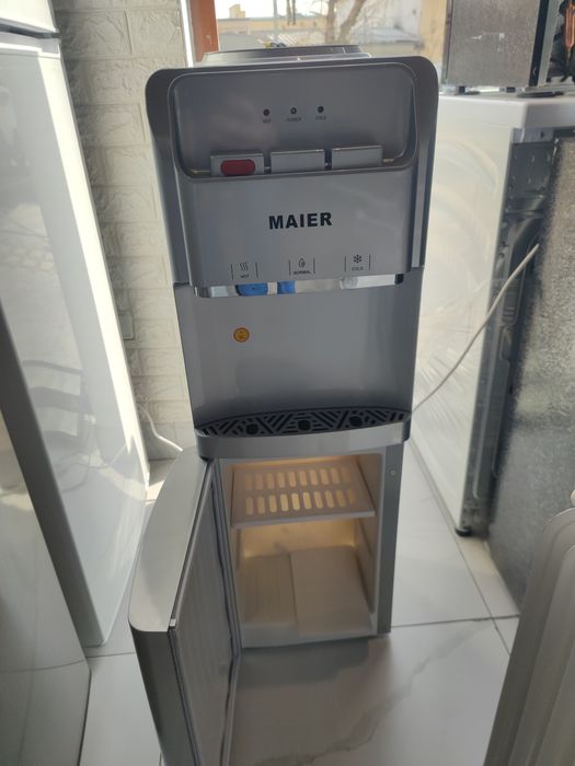 Куллер для воды Maier XL