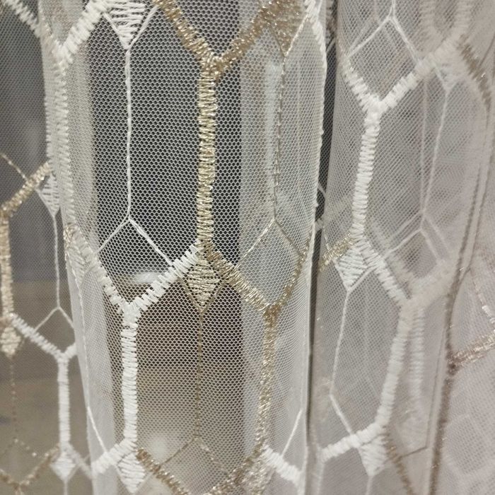 Продам шторы и тюль новые