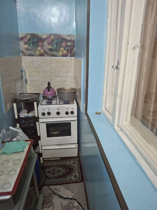 Продаётся 1 ком бывший общежитья.