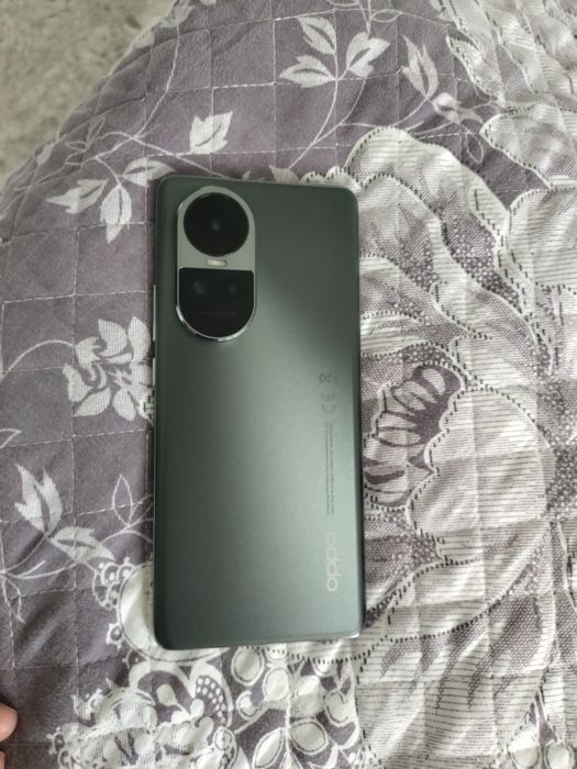 Продам телефон "oppo"  peno 10