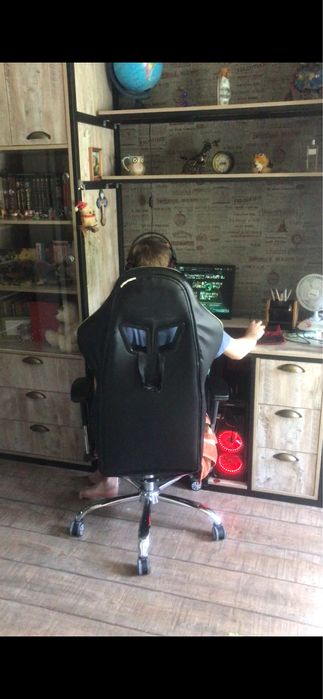 Продам гарнитур в связи с переездом