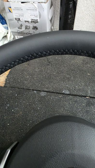 Volan bmw m  f10 f01 f12 f06 f11  ca nou