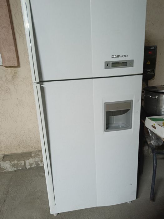 Холодильник в рабочем состоянии