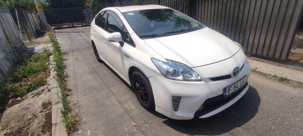 Toyota prius 30 2012