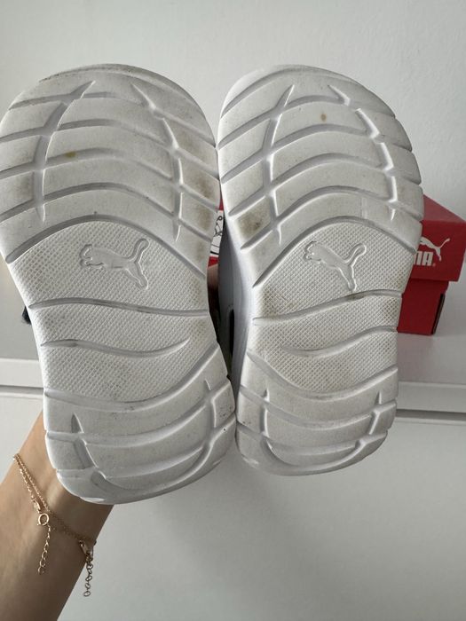 Adidasi Puma bebelusi