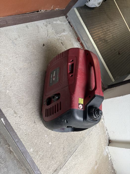 Powermate PMi2000 generator invertor 2 kVA, stare bună