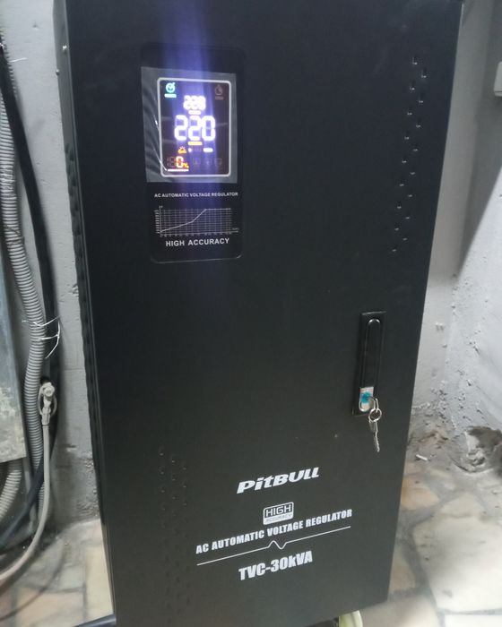 Стабилизатор напряжения