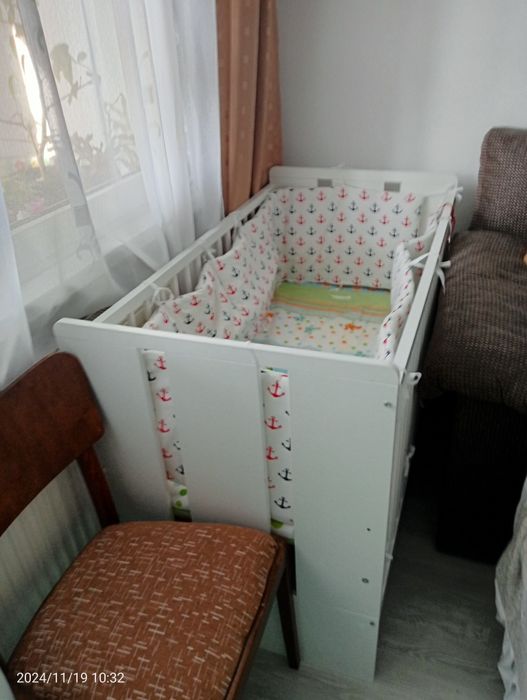 Pătuț alb bebelusi