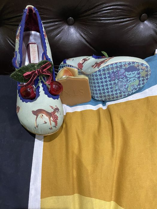 Уникални дизайнерски обувки