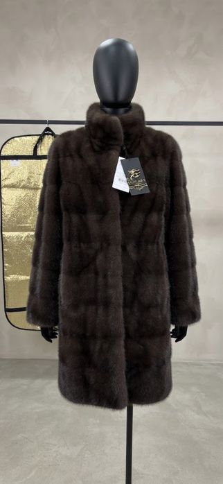 Продам абсолютно новые шубы
