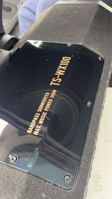 Vând Subwoofer Pionner