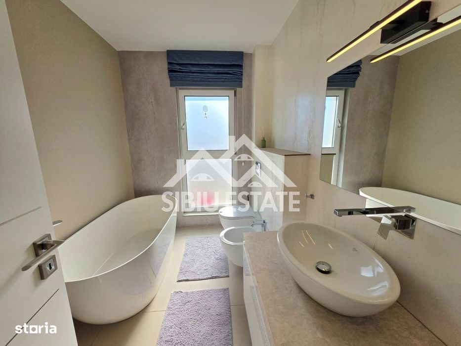Apartament 4 camere cu terasa si pod, mobilat utilat