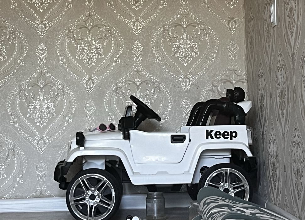 Продам детскую машину