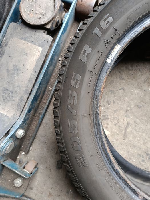 Зимни гуми -2024г.-15цола-185/65-1бр.-75лв."HANKOOK"