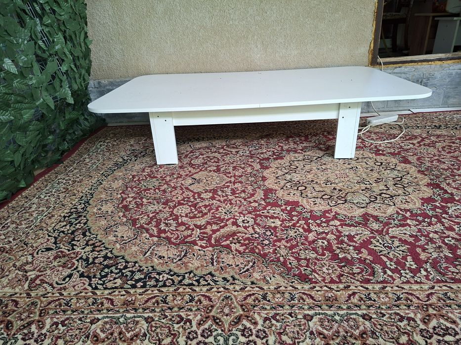 Продам стол для тапчана