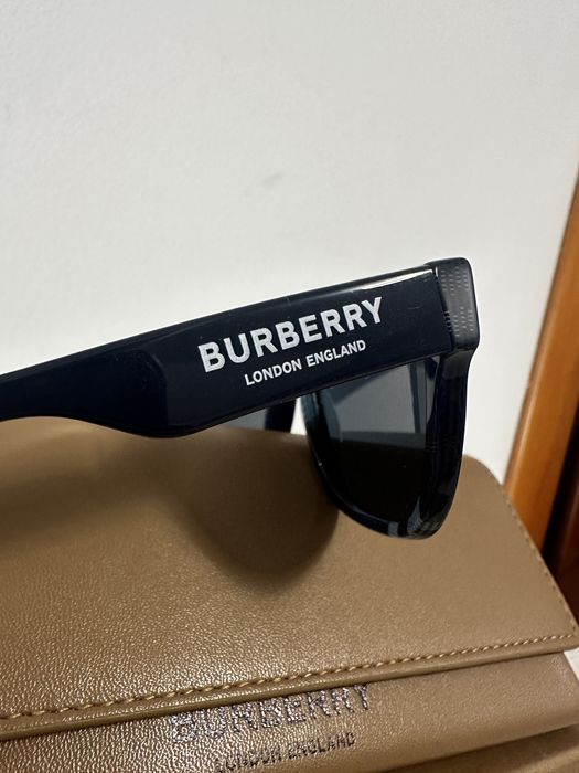 Ochelari de soare Burberry