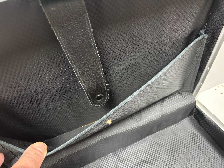 НОВ! Твърд Ретро Дипломатически Куфар