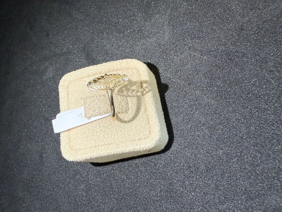 Нов Златен Пръстен 1.14гр 14К