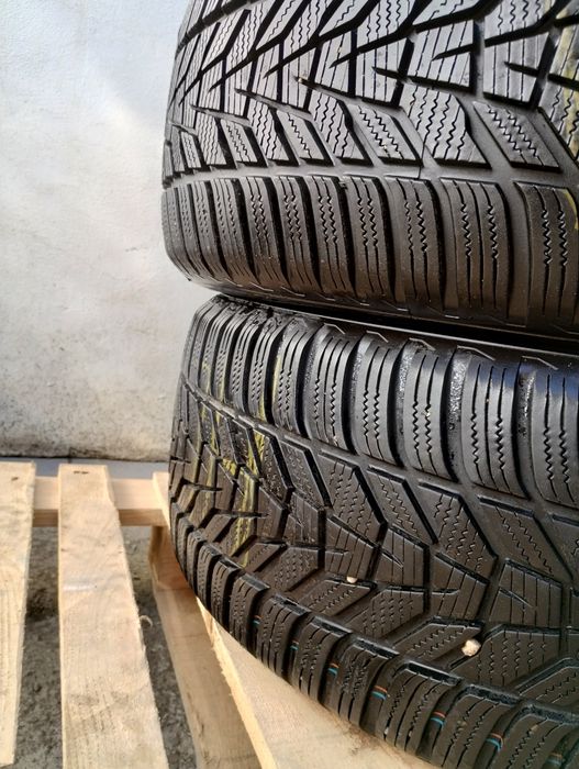 Cauciucuri de iarnă 235 55 R17 ( an 2020) indice 103 V pt dube