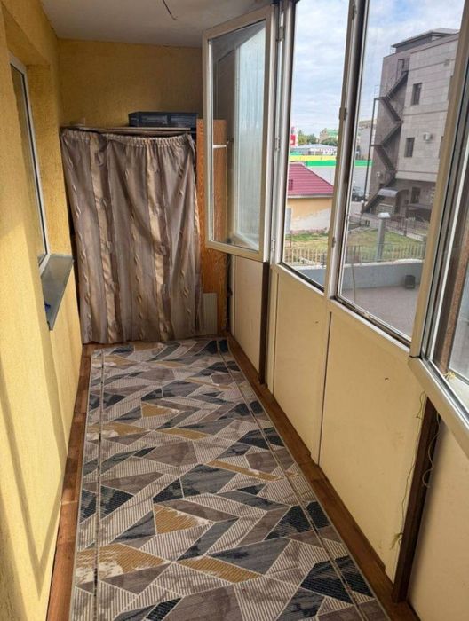 Подселениеге 1 қыз керек