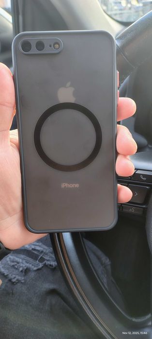 iPhone 8 plus și iPhone 7 ambele 400 ron