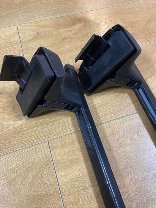 Set bare transversale cu sistem prindere THULE/ 2 perechi