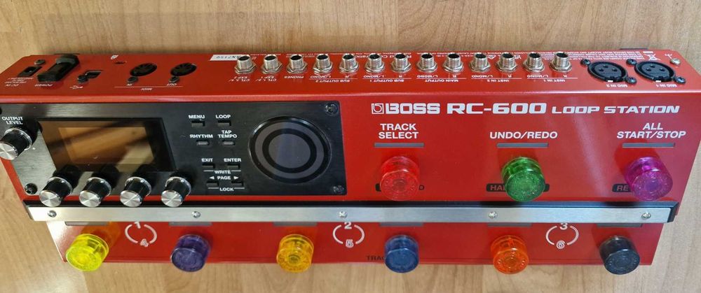 Продавам Луупер: Looper Boss RC-600