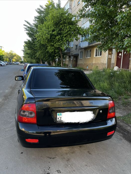Продам приора 1 в хорошем состояние
