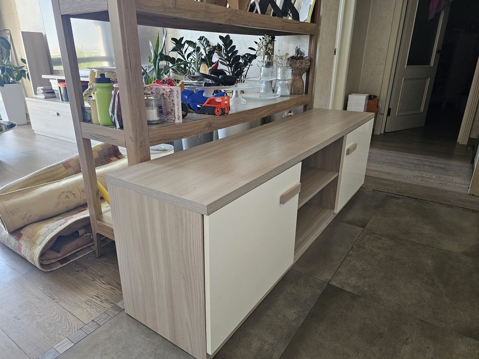 Продам тумбу под тв