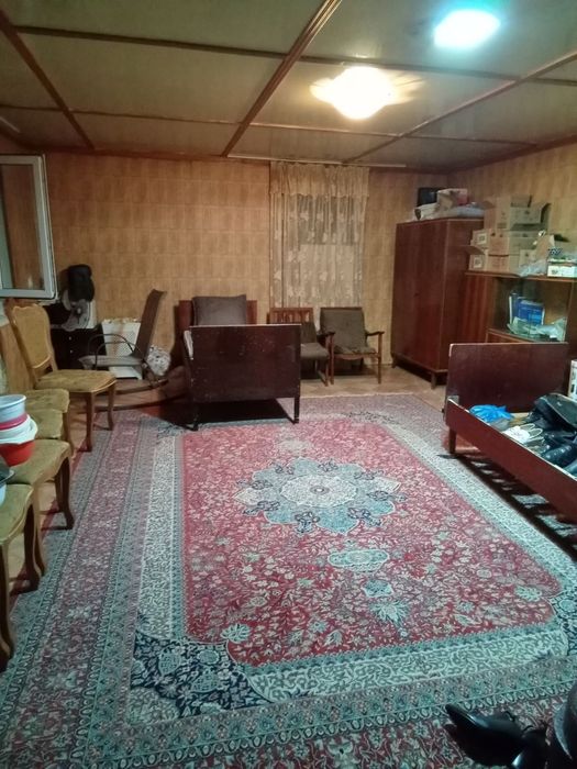 Рисовыйда уй сотилади