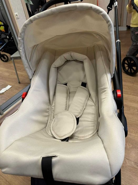 Детская коляска 3 в1