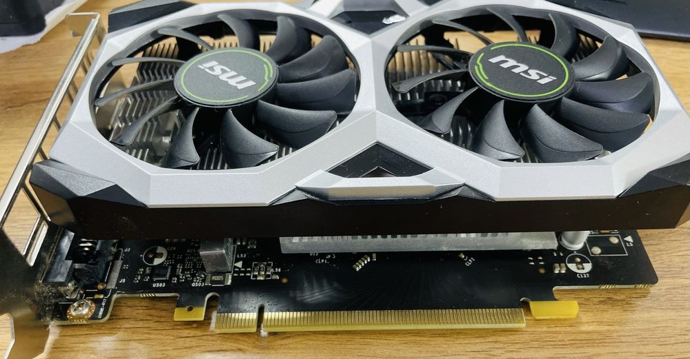 Продам видеокарту GTX 1650 4gb MSI