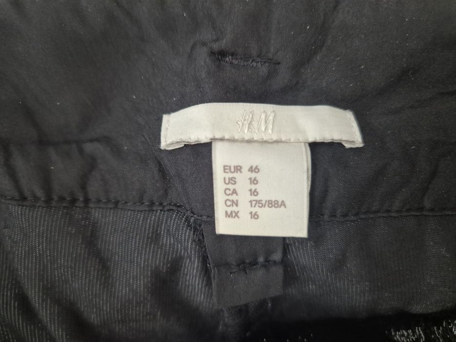 Блестящ черен панталон