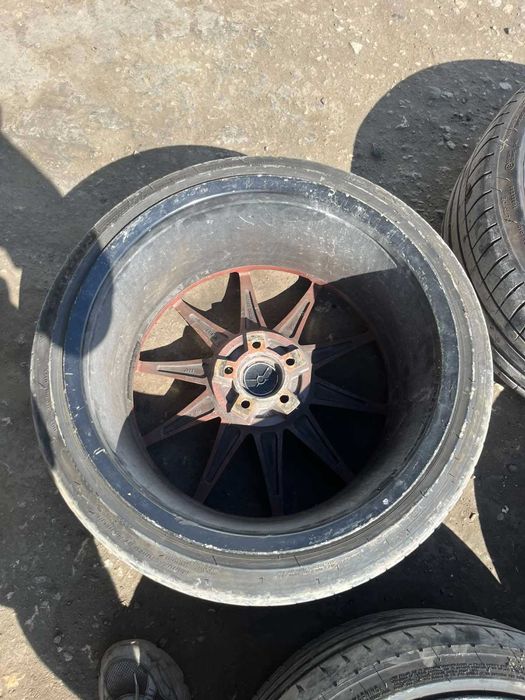 Джанти Japan Racing стил 66.6 20 цола J10 ET30 с гуми