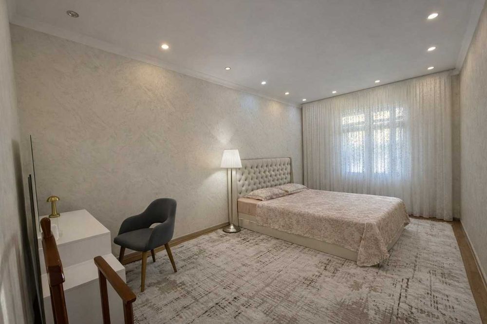 Срочно сдаётся 3-комнатная квартира Шайхантахур, рядом с метро Ganga