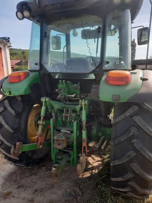 Tractor John Deere 5100M