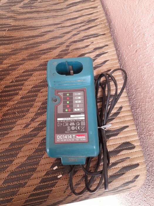 Masina de insurubat MAKITA 6270D