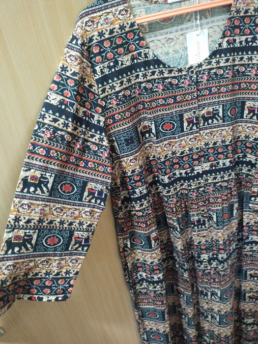 Продам платья платья