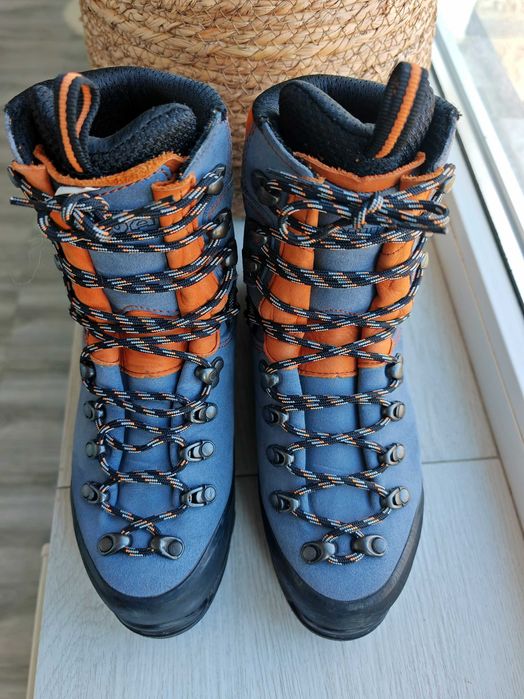 Ghete de munte Lowa Gtx 39