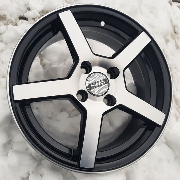 Лада Веста в отличном состоянии