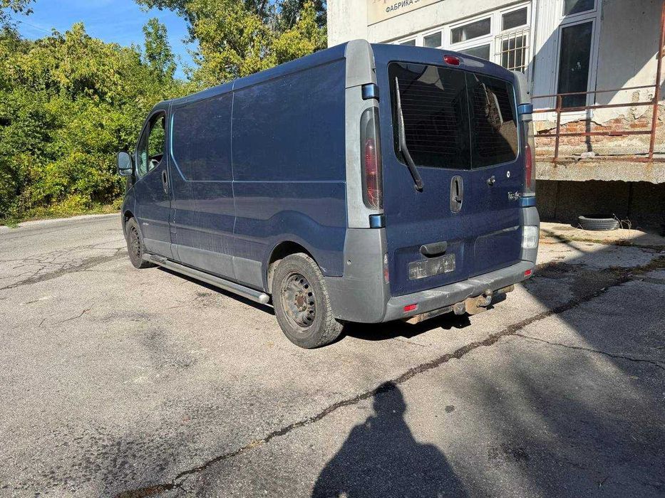 Renault Trafic 2.5 dCi НА ЧАСТИ