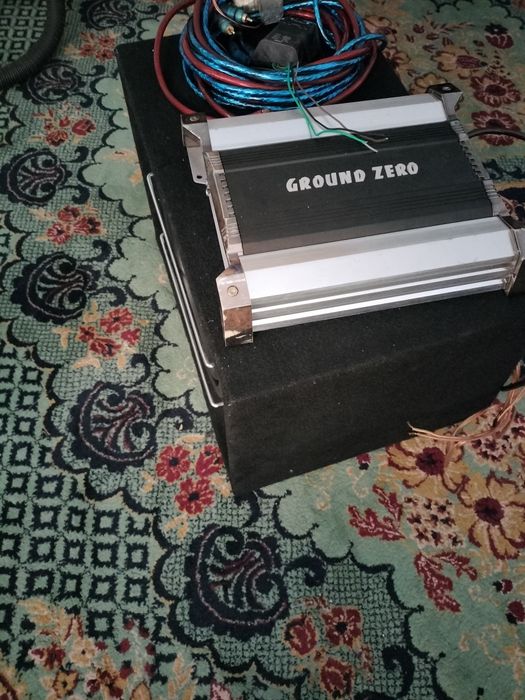Vând subwoofer Ground zero